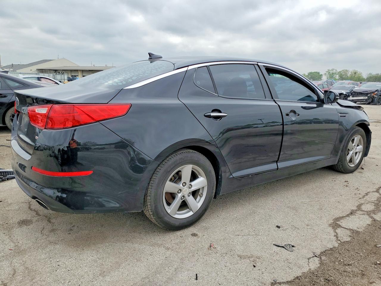 2015 KIA OPTIMA LX photo 5