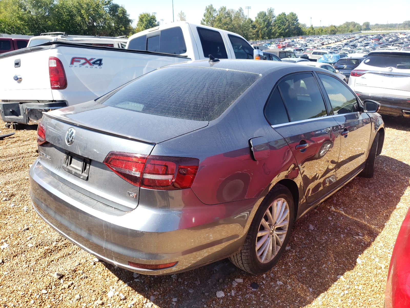 2016 VOLKSWAGEN JETTA SEL photo 4
