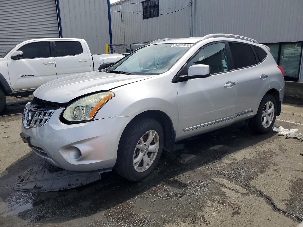 2011 NISSAN ROGUE