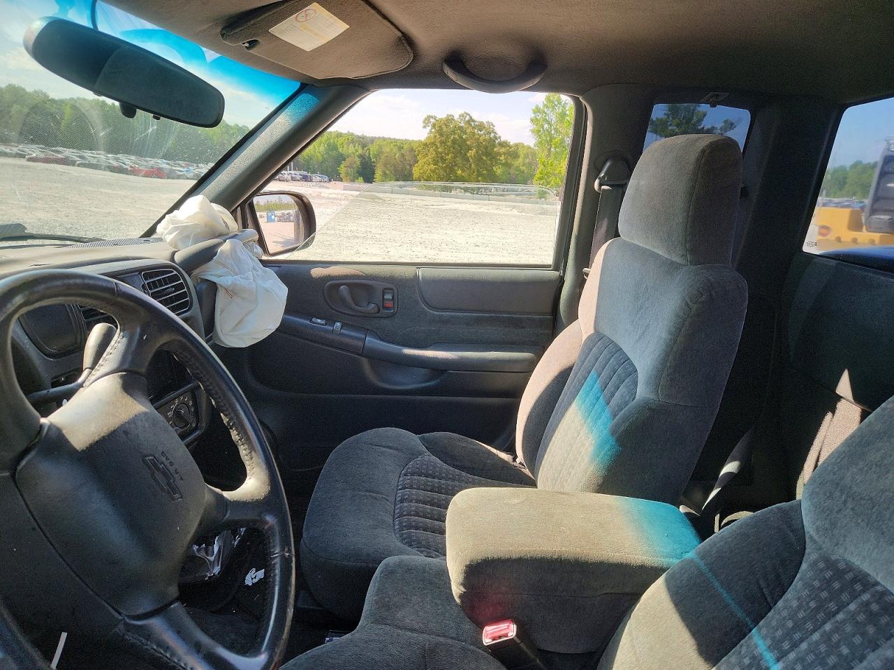 2002 CHEVROLET S TRUCK S10 photo 13