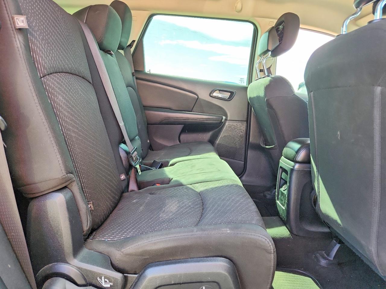 2015 DODGE JOURNEY SE photo 21