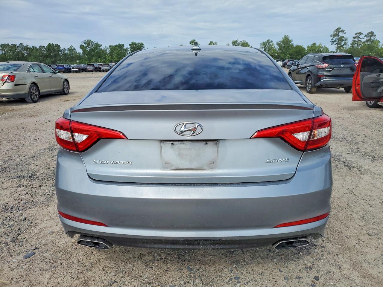 2017 HYUNDAI SONATA SPORT photo 16