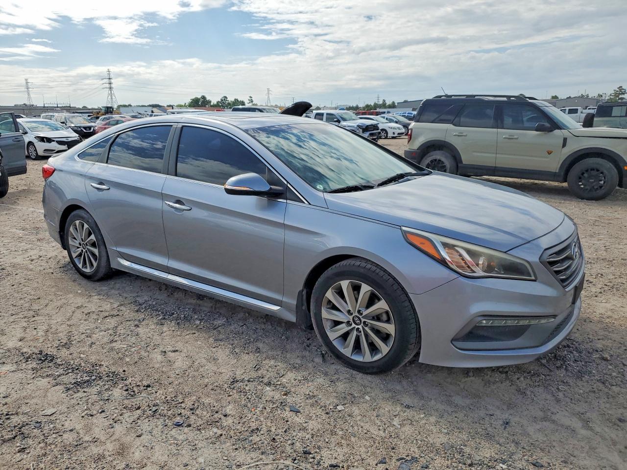 2017 HYUNDAI SONATA SPORT photo 10
