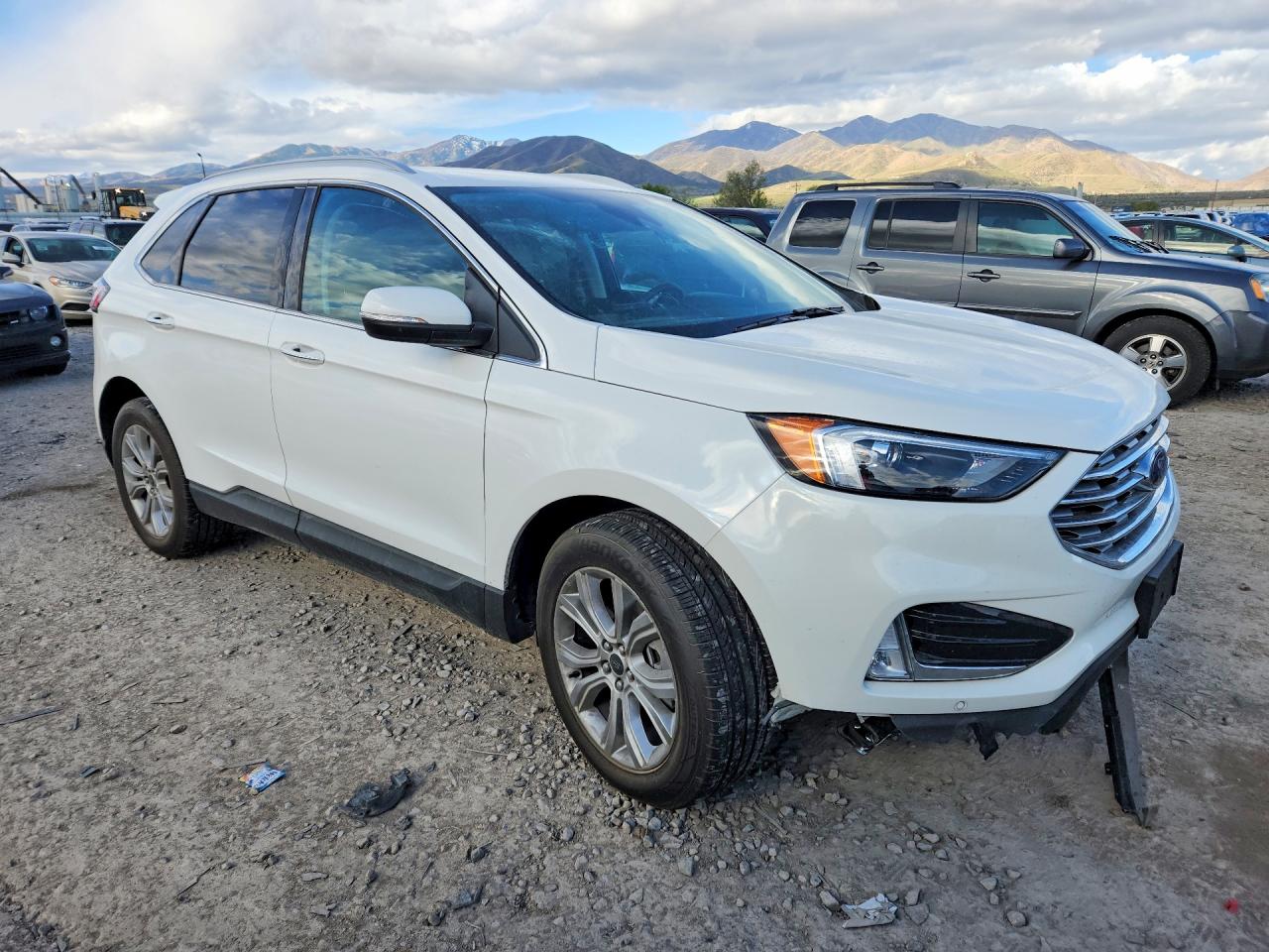 2024 FORD EDGE TITANIUM photo 10