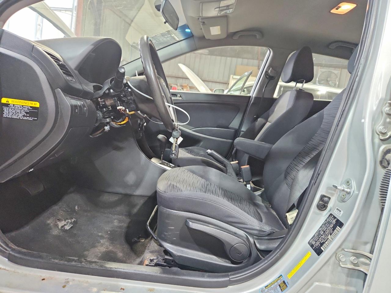 2015 HYUNDAI ACCENT GS photo 19