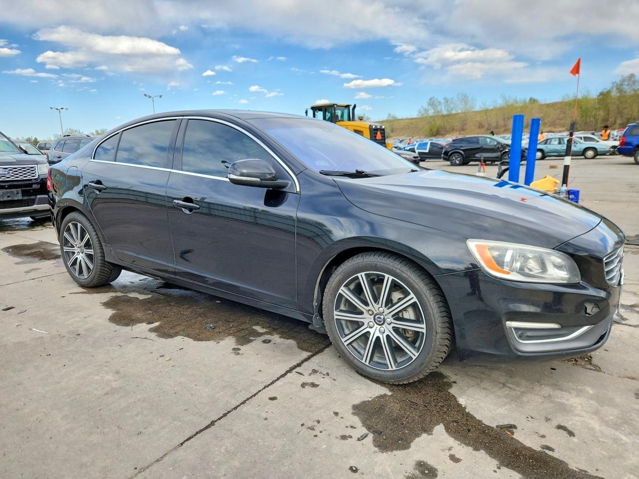 2017 VOLVO S60 PREMIER photo 4
