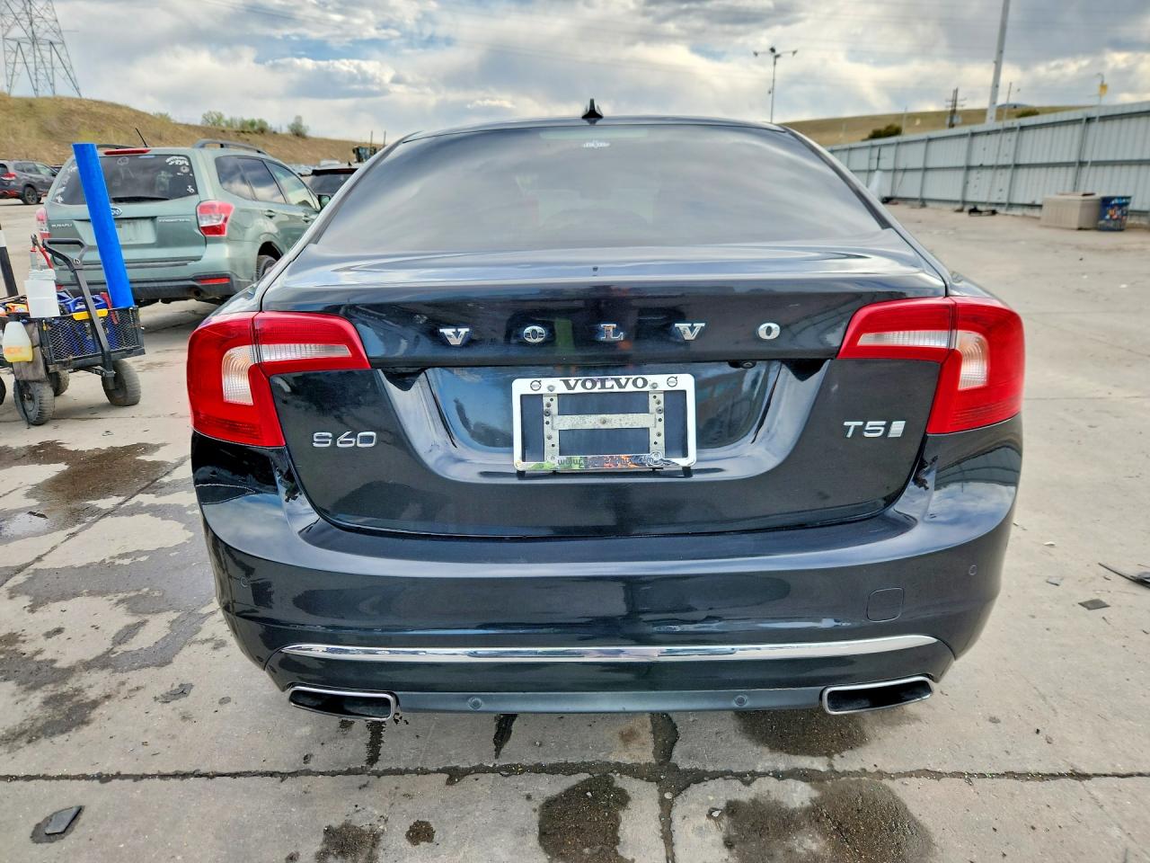 2017 VOLVO S60 PREMIER photo 6