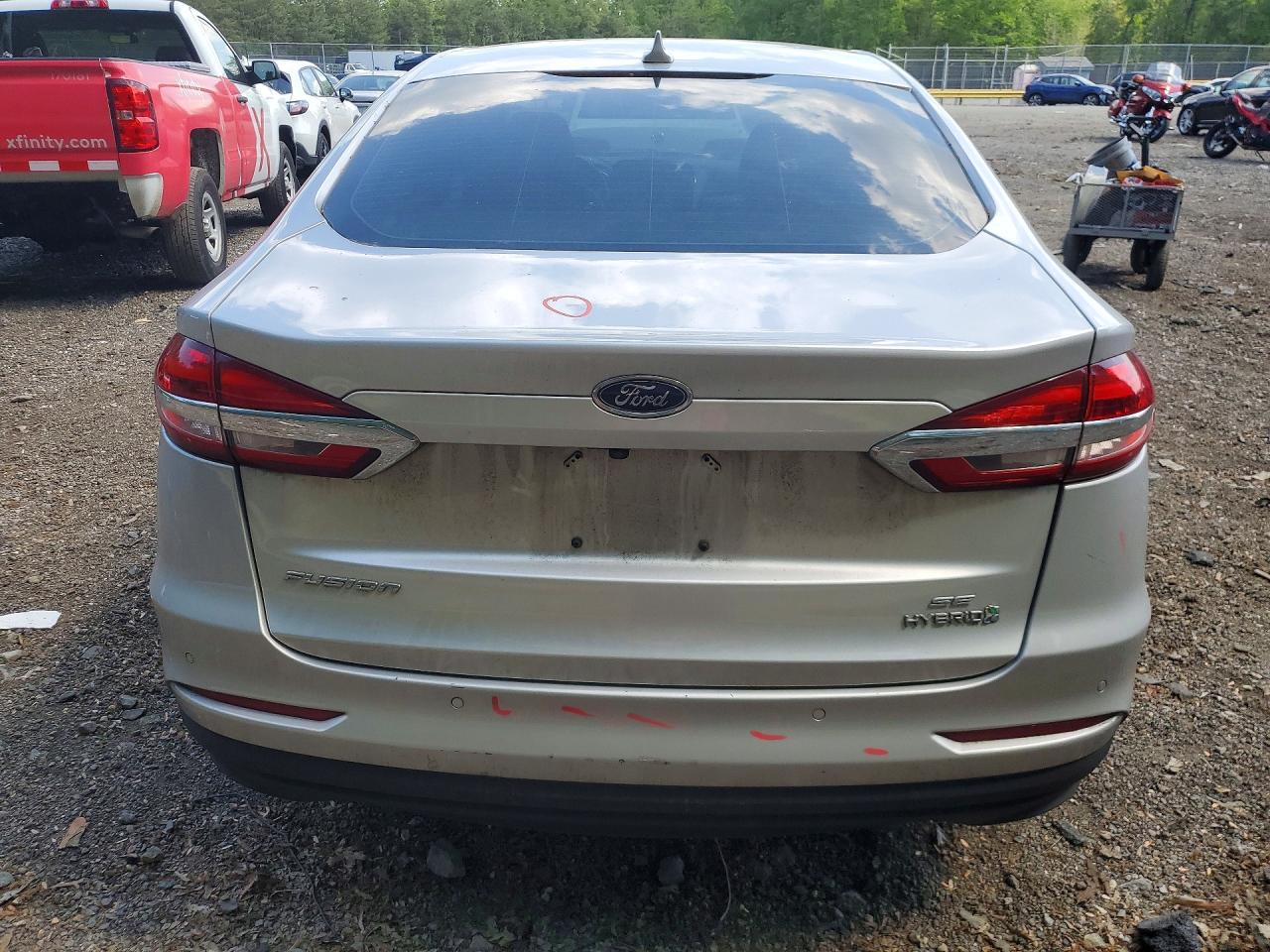 2019 FORD FUSION SE photo 11