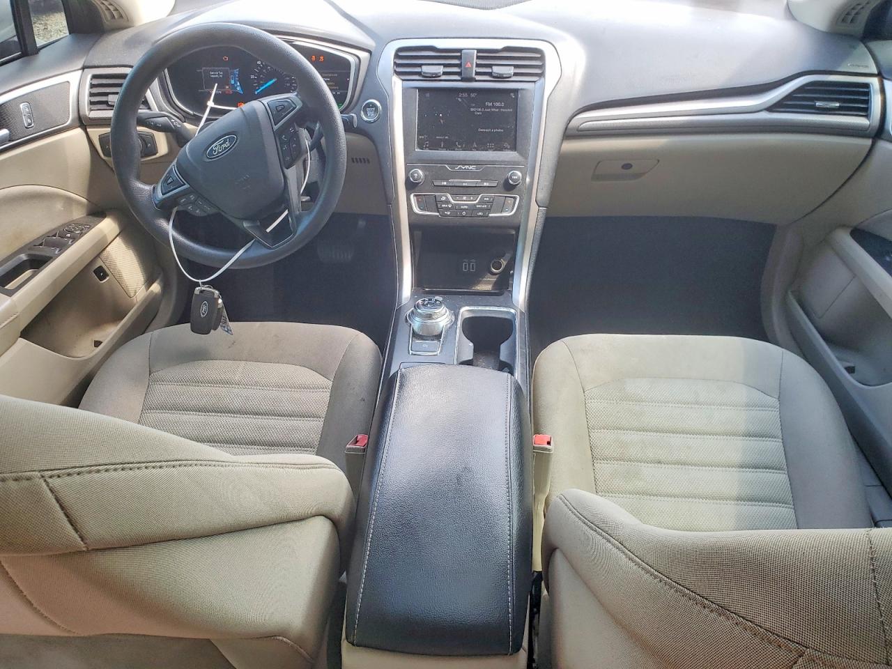 2019 FORD FUSION SE photo 15
