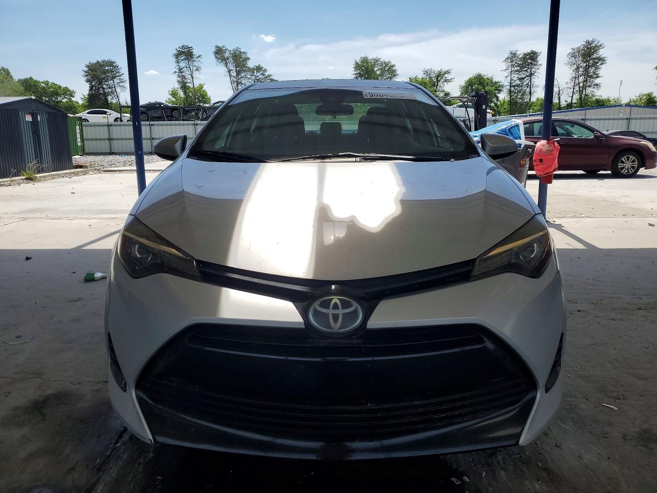 2018 TOYOTA COROLLA LE photo 9