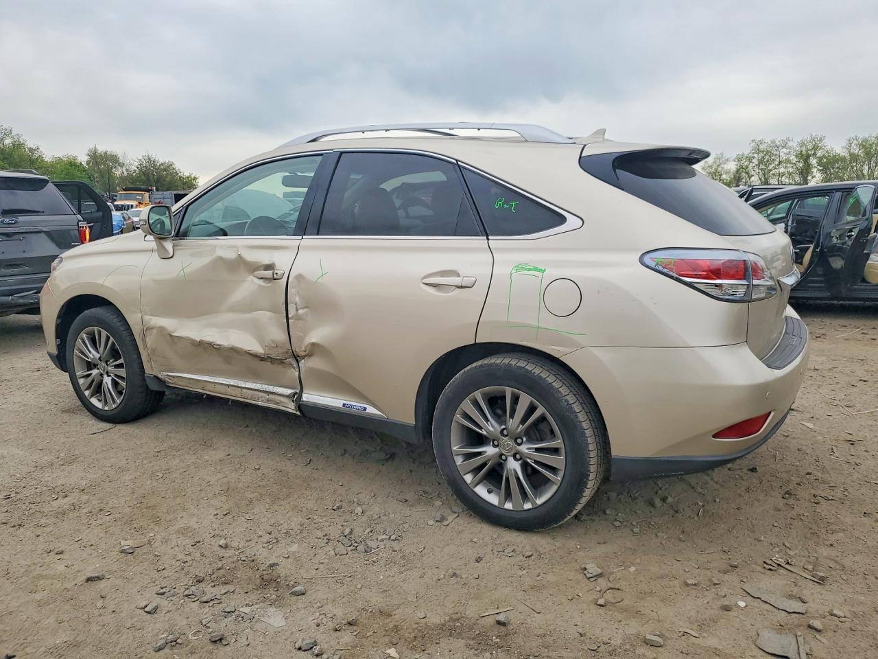 2013 LEXUS RX 450H photo 3