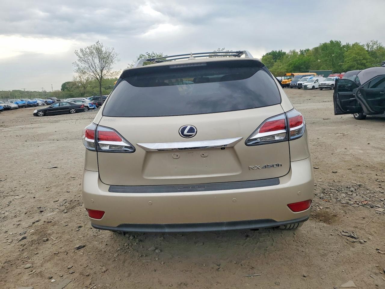 2013 LEXUS RX 450H photo 11