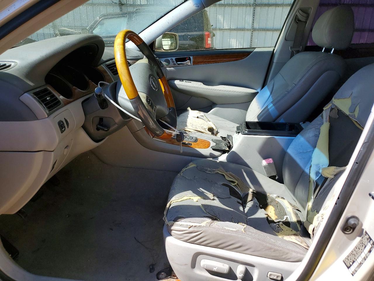 2005 LEXUS ES 330 photo 13