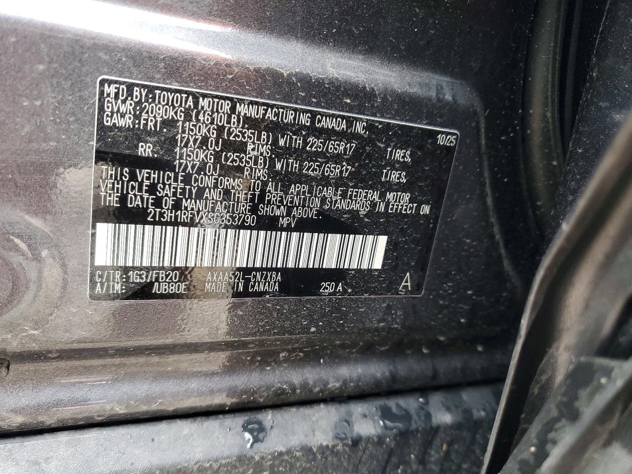 2025 TOYOTA RAV4 LE photo 23