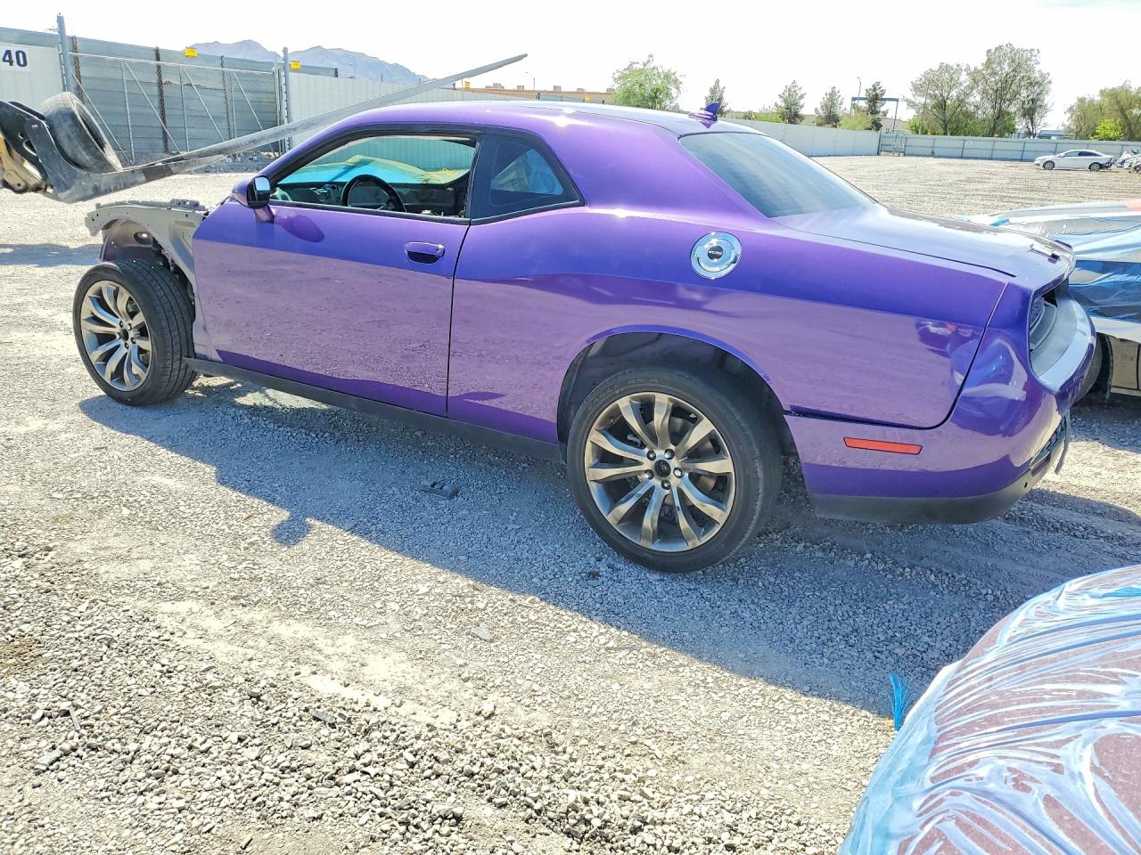 2016 DODGE CHALLENGER SRT 392 photo 3
