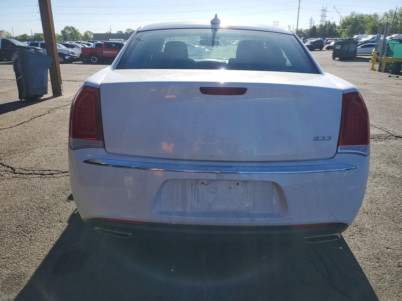 2022 CHRYSLER 300 TOURING photo 6