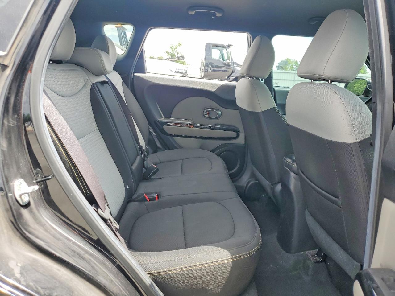 2015 KIA SOUL + photo 10