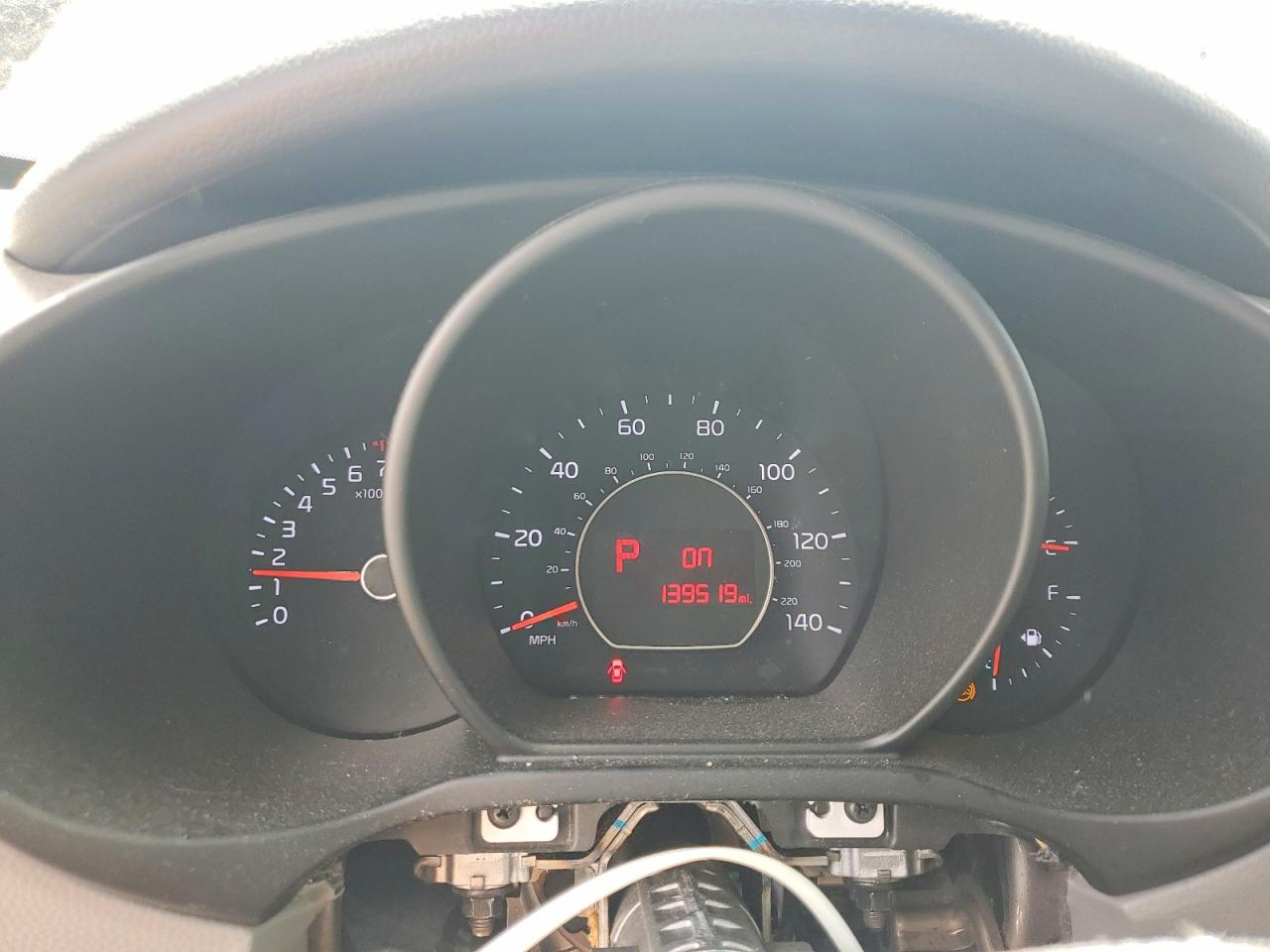 2015 KIA SOUL + photo 9