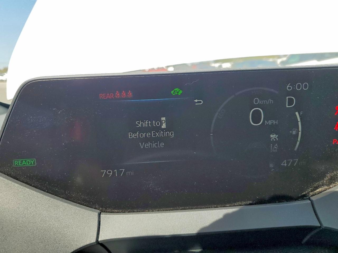 2024 TOYOTA PRIUS LE photo 17