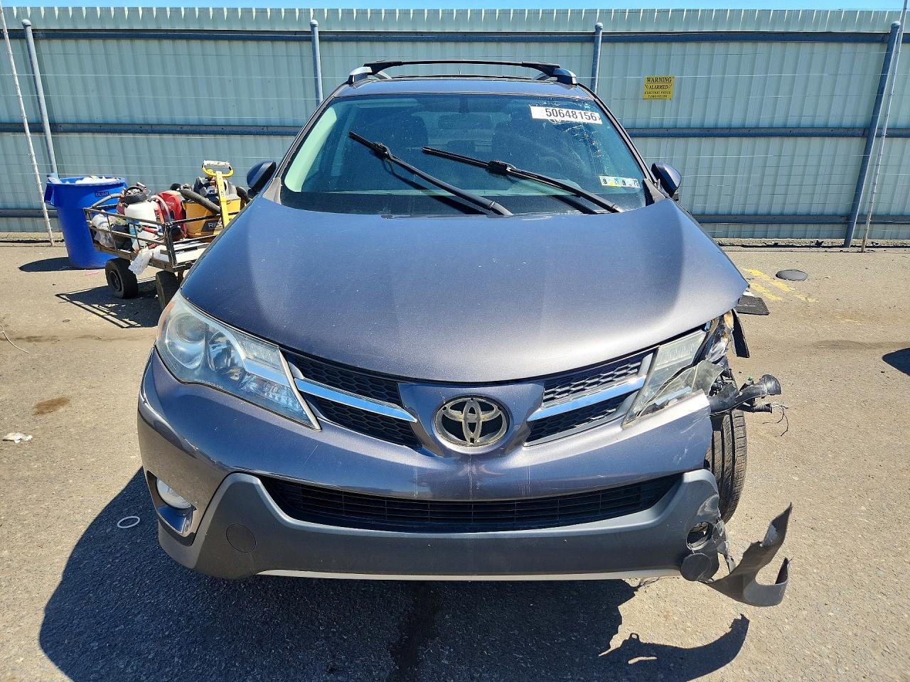 2013 TOYOTA RAV4 XLE photo 9