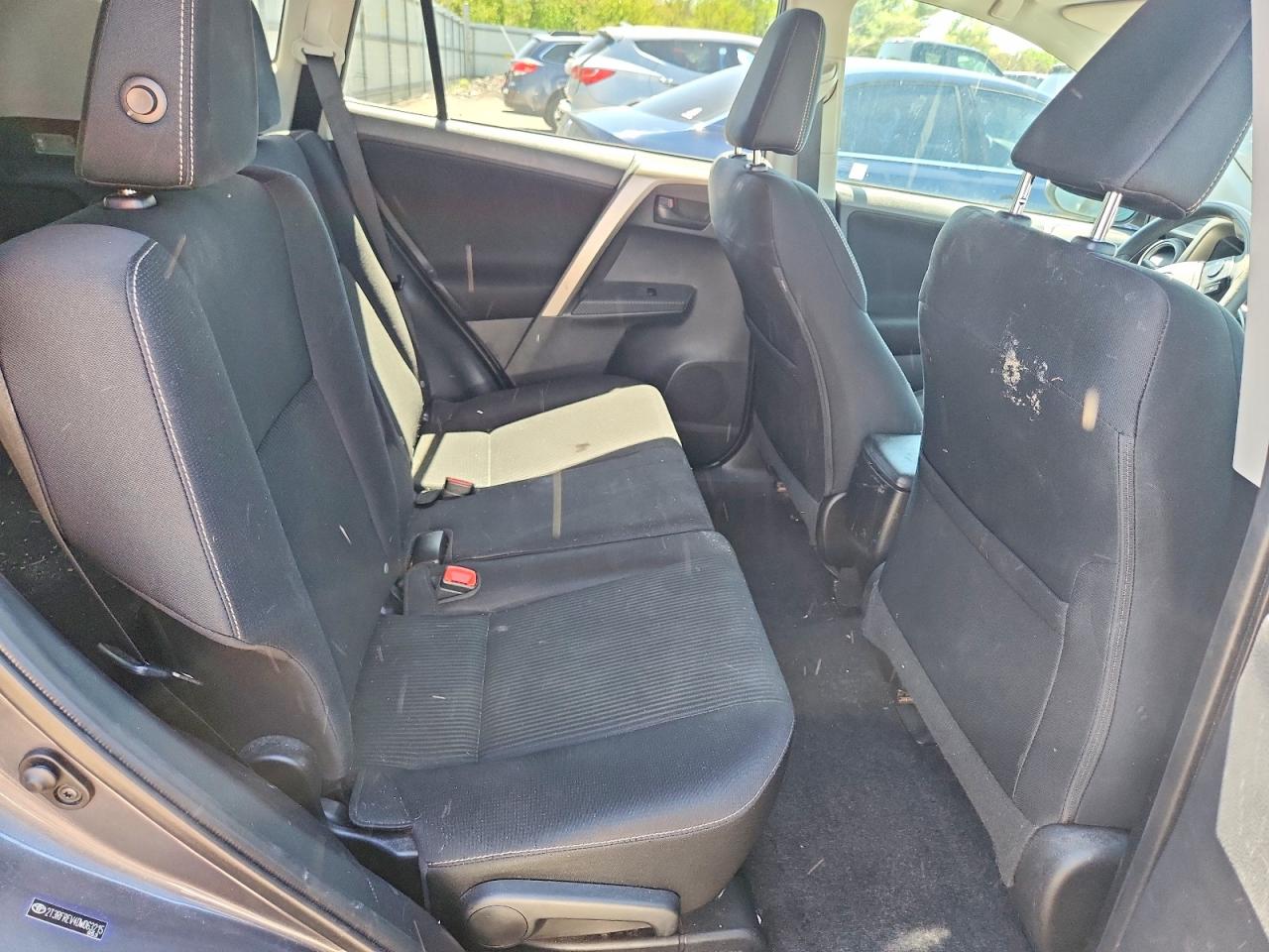 2013 TOYOTA RAV4 XLE photo 21