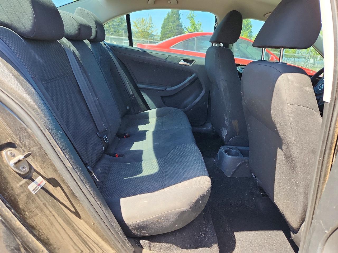 2013 VOLKSWAGEN JETTA BASE photo 28