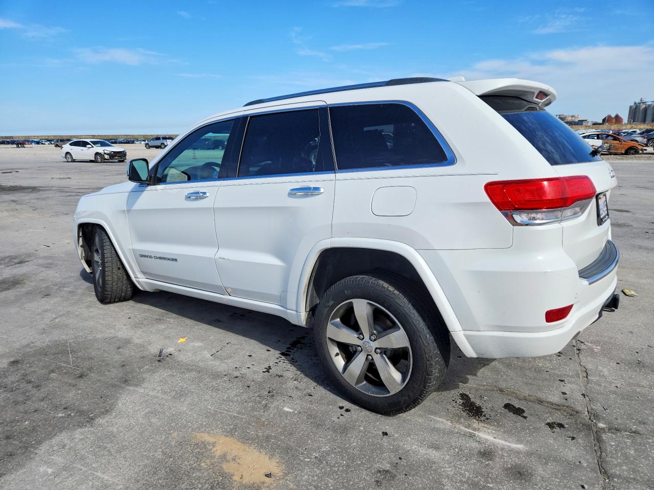 2015 JEEP GRAND CHEROKEE OVERLAND photo 4