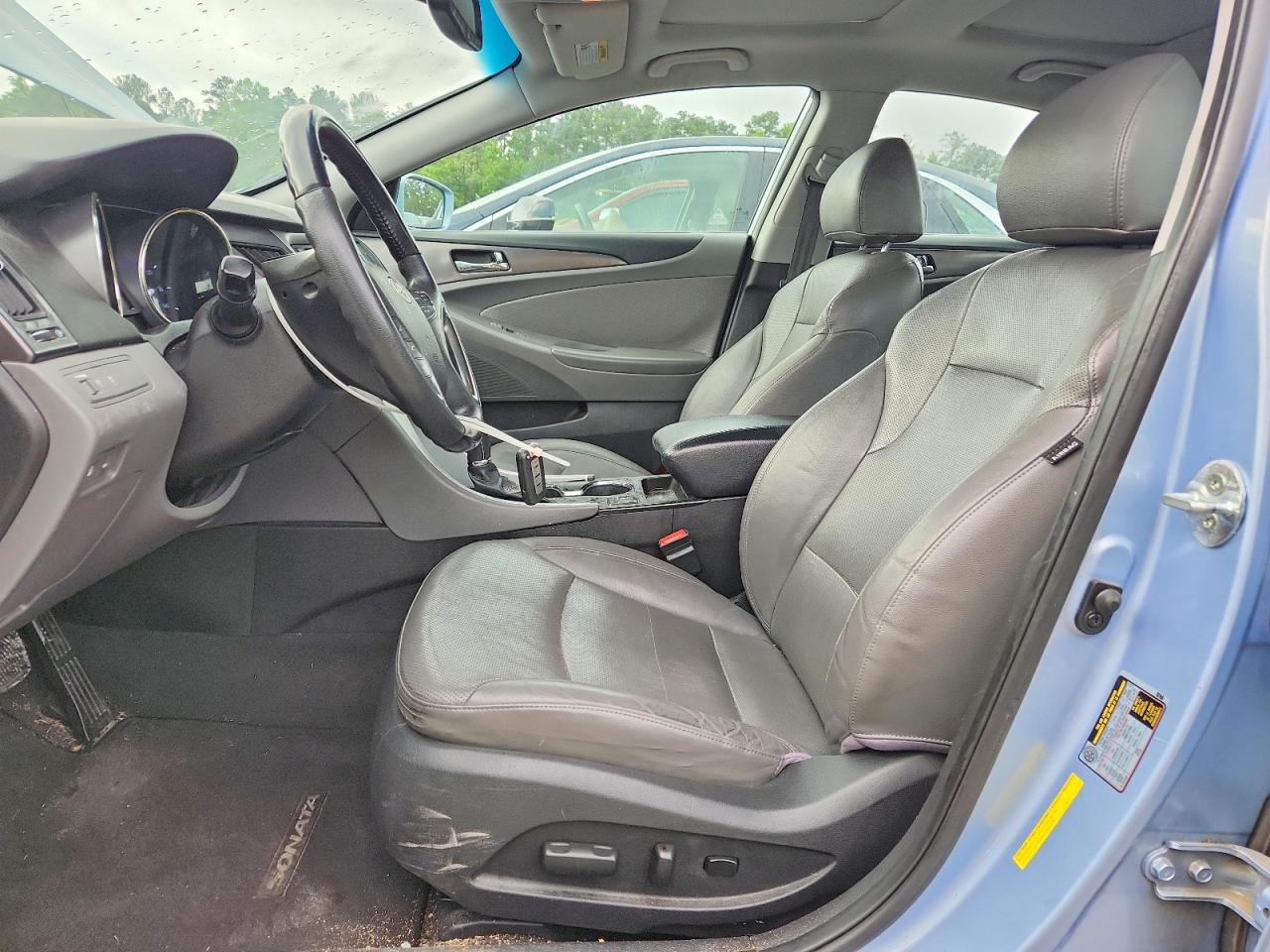 2012 HYUNDAI SONATA photo 19
