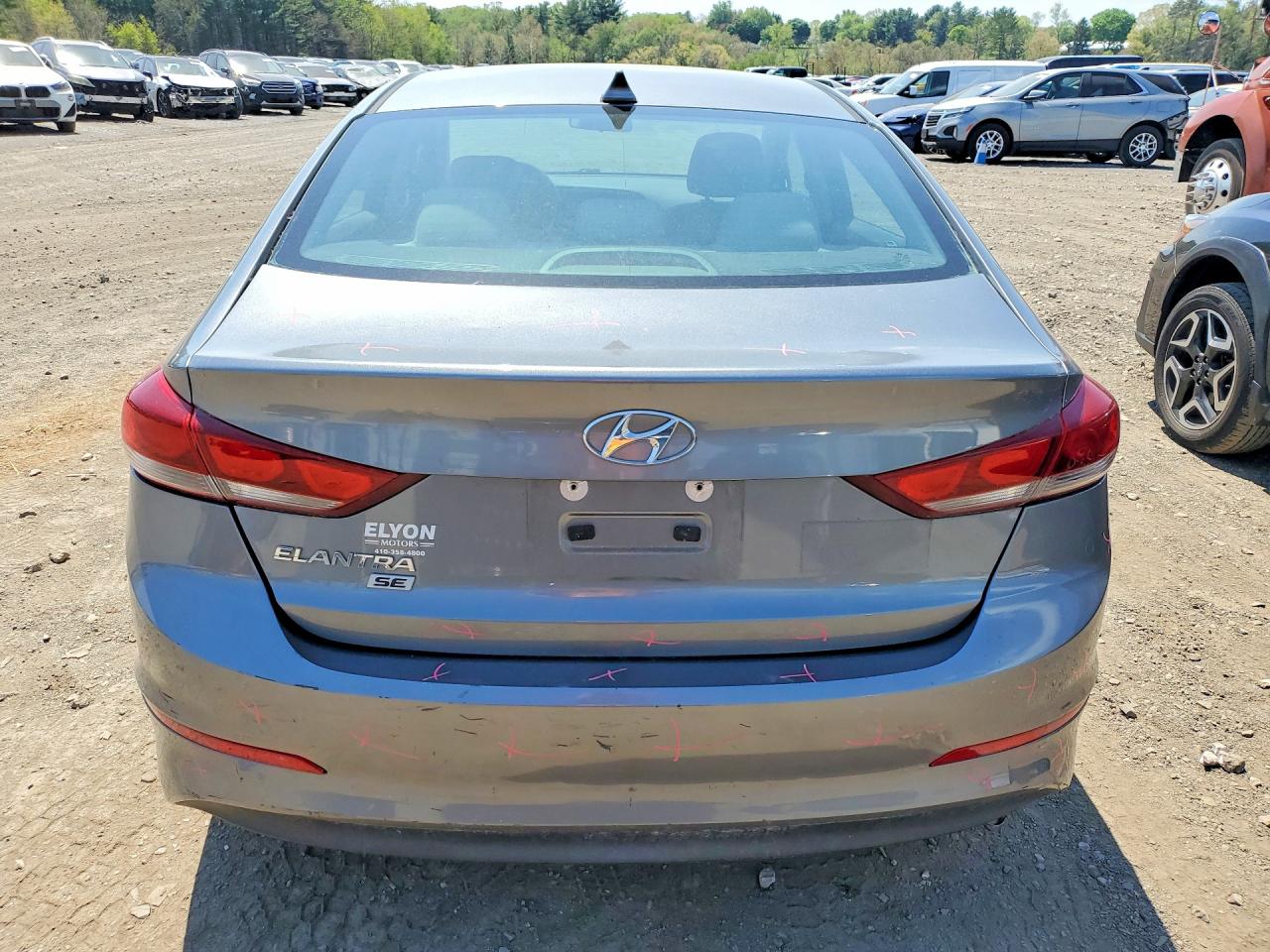 2017 HYUNDAI ELANTRA SE photo 6