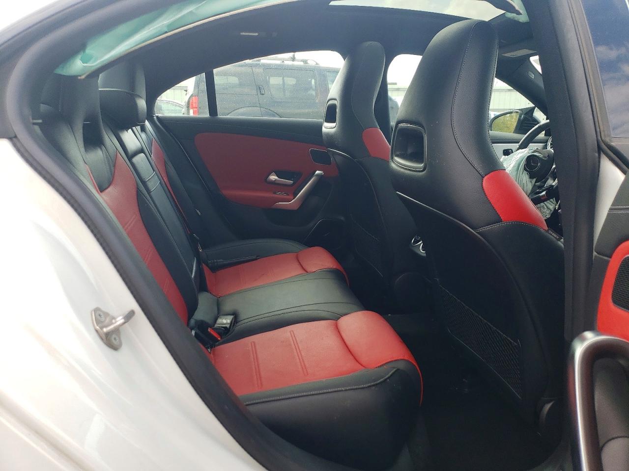 2022 MERCEDES-BENZ CLA 45 AMG photo 28
