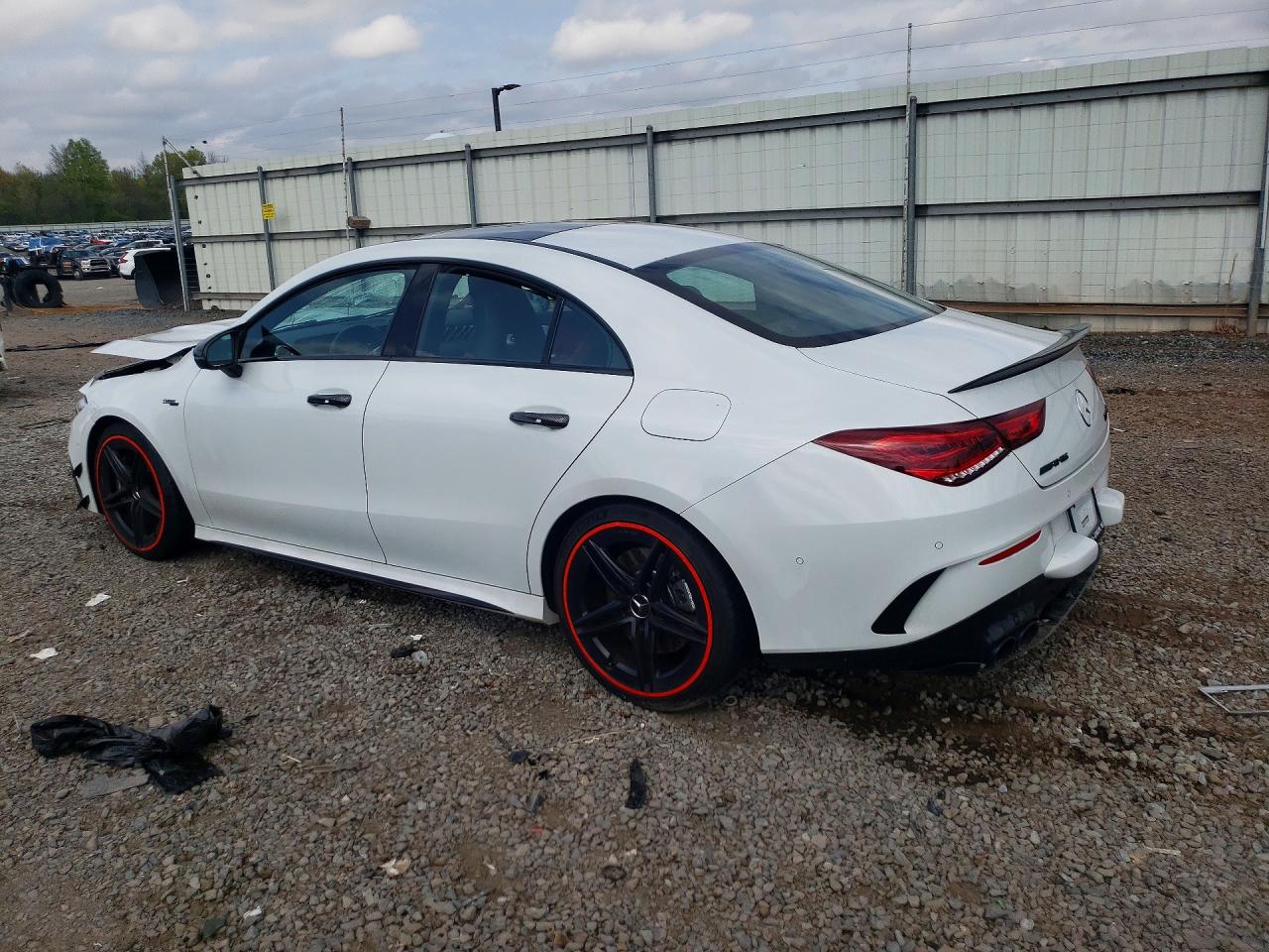2022 MERCEDES-BENZ CLA 45 AMG photo 4