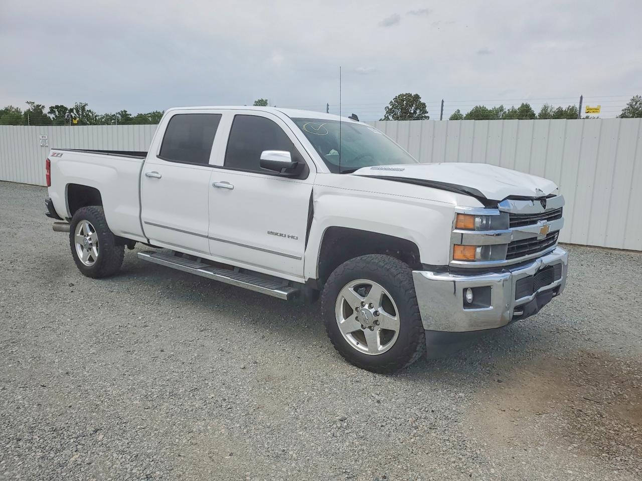 2015 CHEVROLET SILVERADO K2500 HEAVY DUTY LTZ photo 10