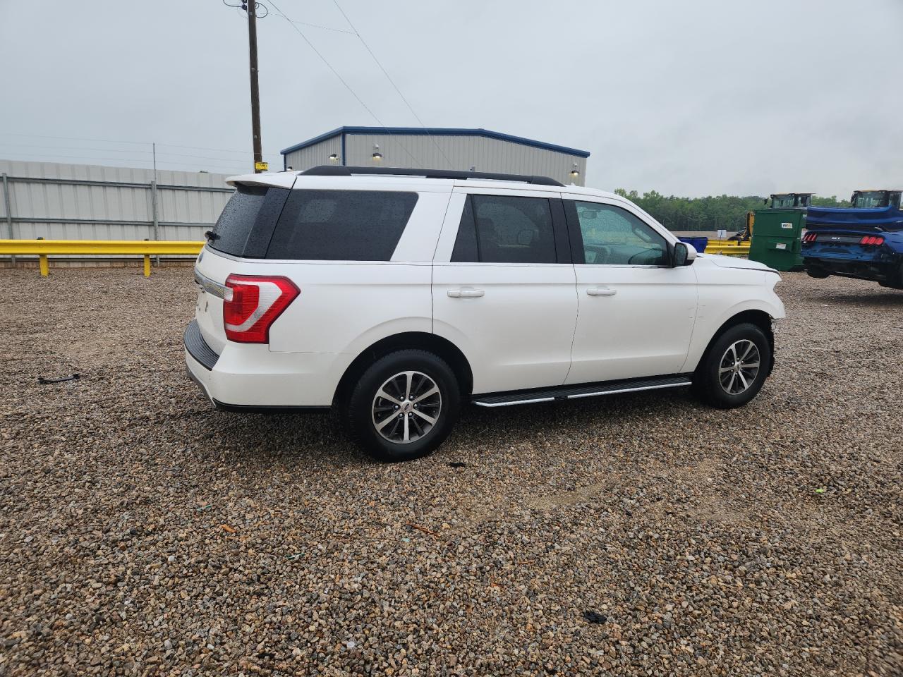 2018 FORD EXPEDITION XLT photo 5