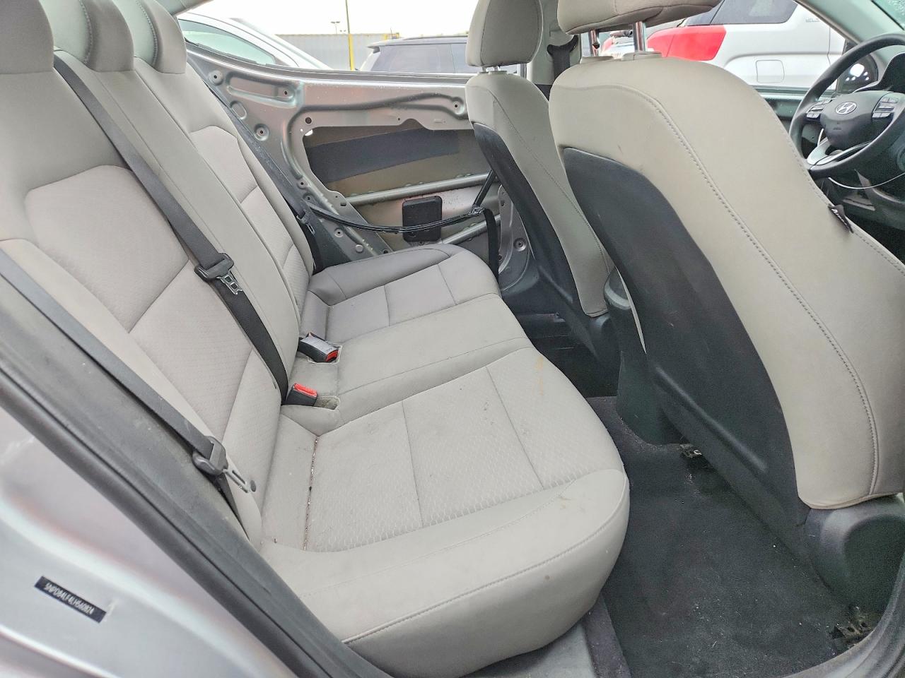 2020 HYUNDAI ELANTRA SEL photo 19