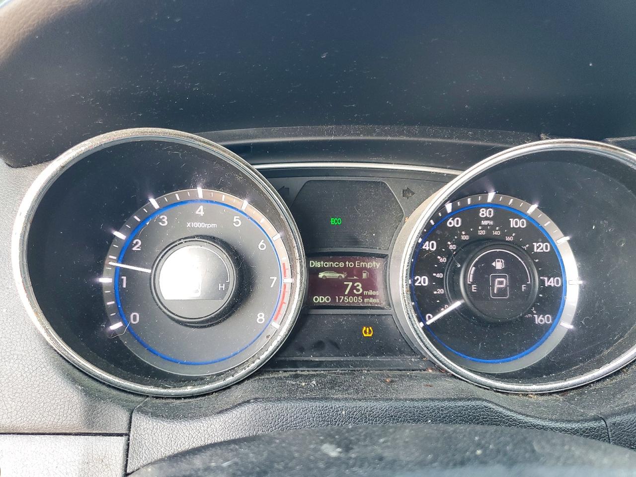 2014 HYUNDAI SONATA GLS photo 25