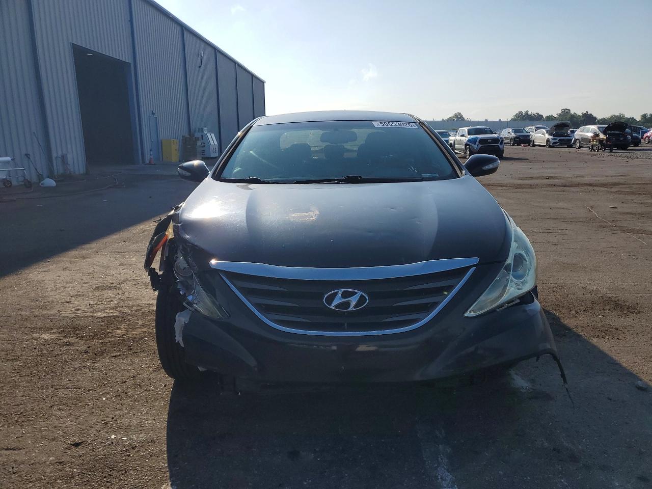 2014 HYUNDAI SONATA GLS photo 13