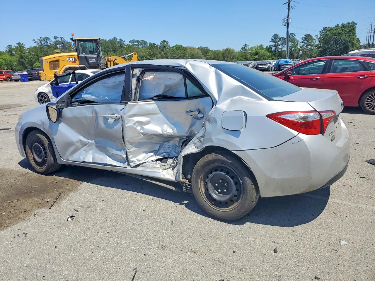 2015 TOYOTA COROLLA LE photo 2