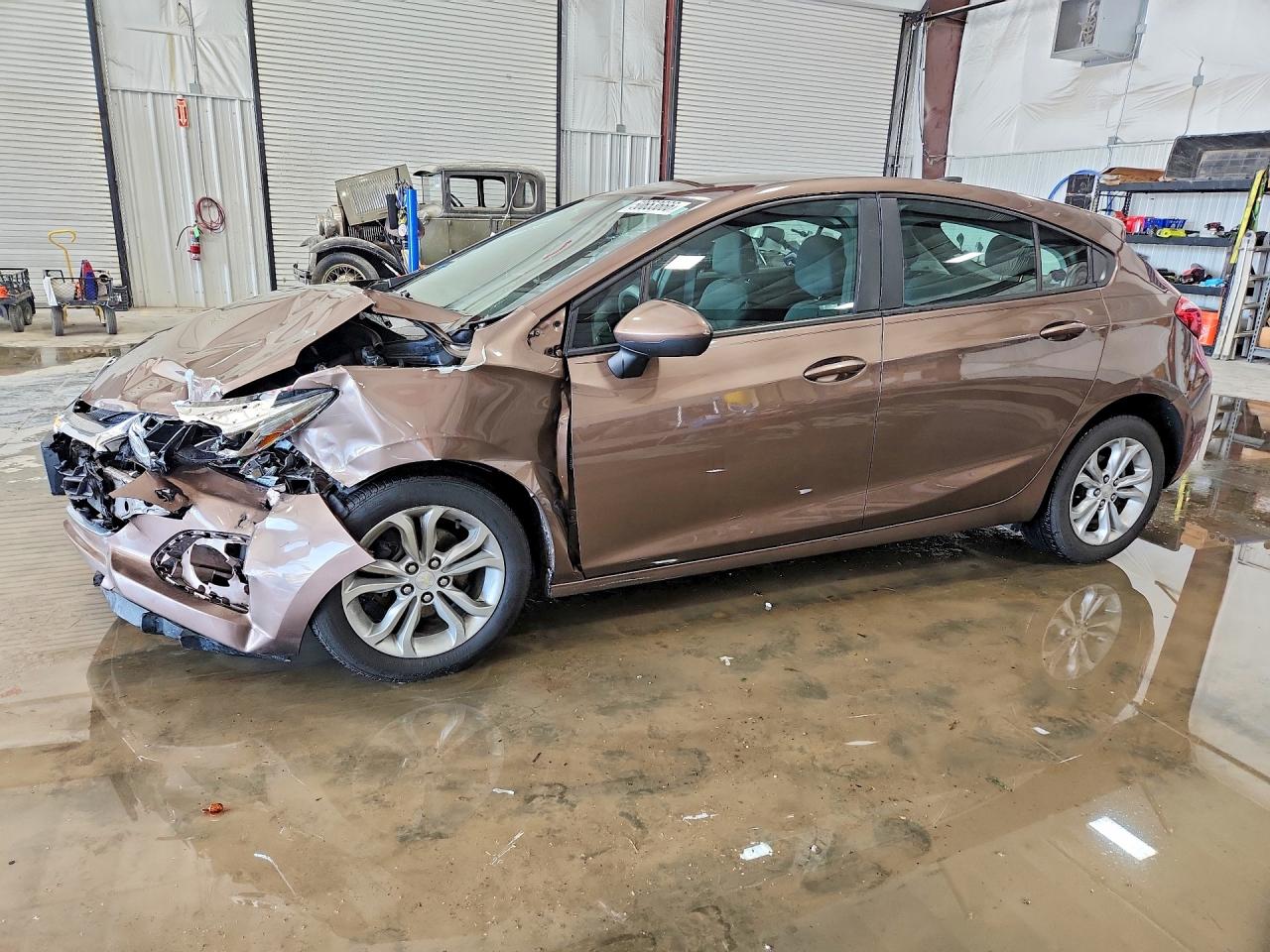 2019 CHEVROLET CRUZE
