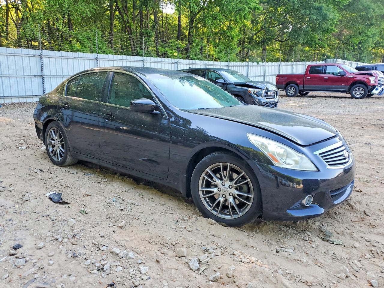 2013 INFINITI G37 photo 7