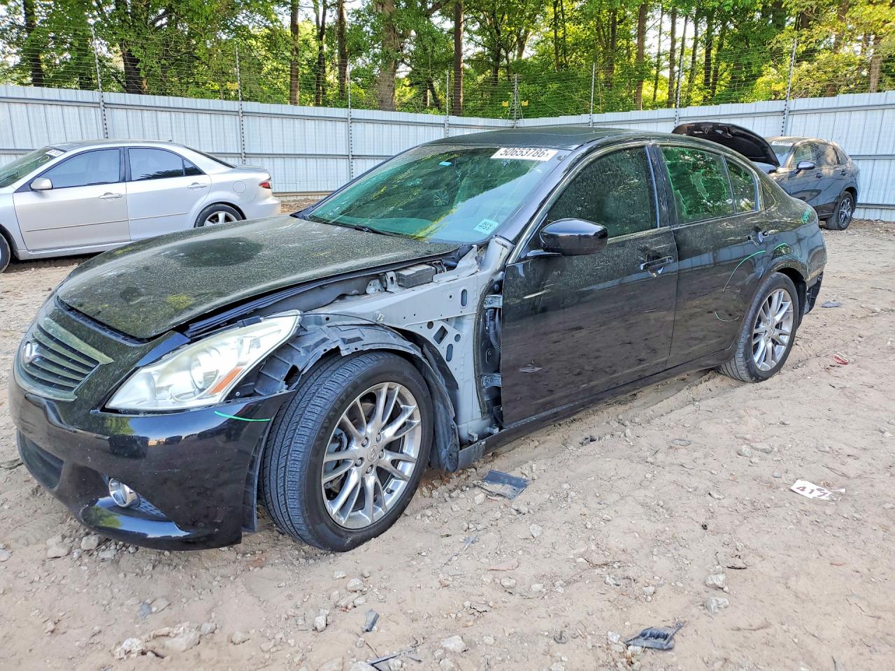 2013 INFINITI G37