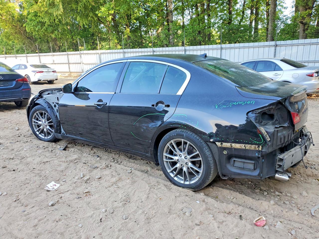 2013 INFINITI G37 photo 3