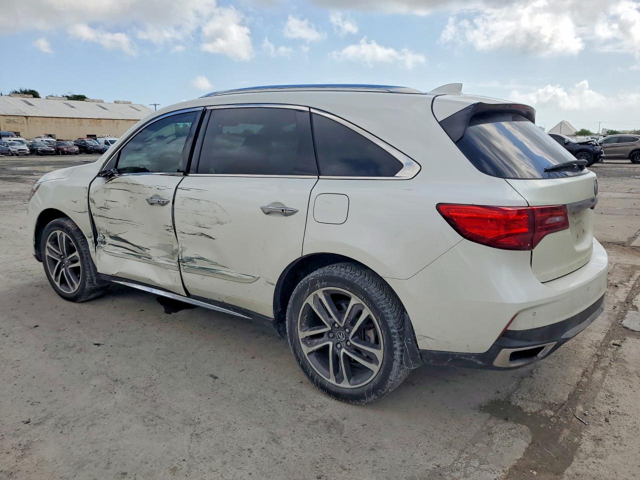 2017 ACURA MDX ADVANCE photo 2