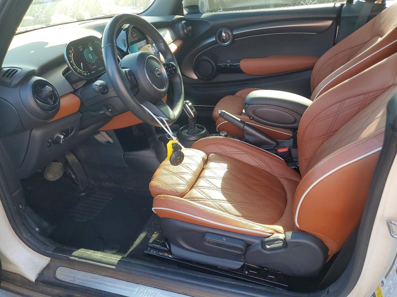2023 MINI COOPER photo 19
