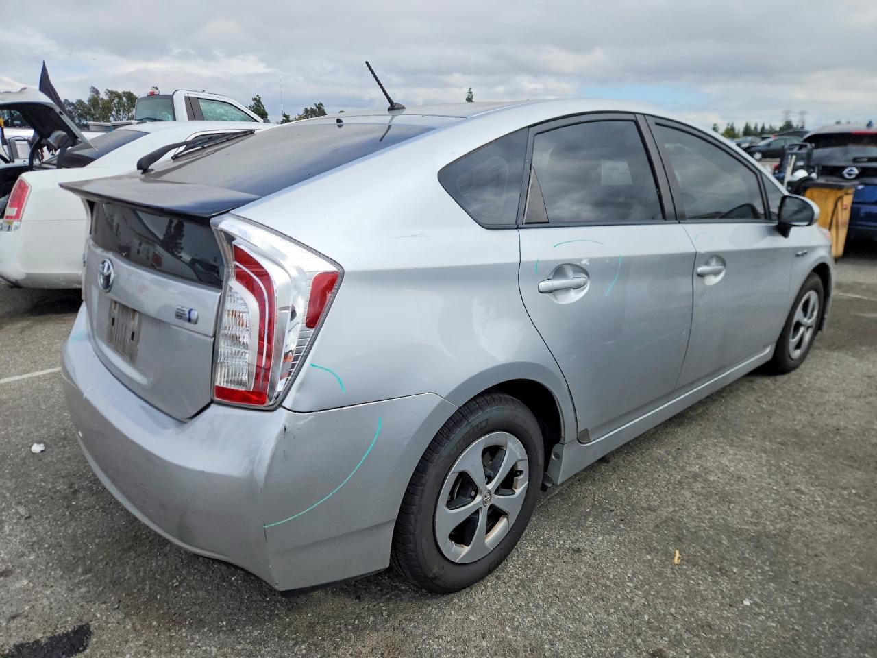 2012 TOYOTA PRIUS TWO photo 5