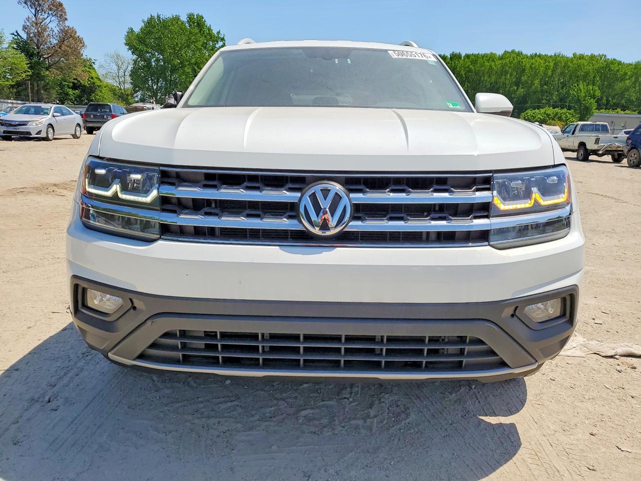 2018 VOLKSWAGEN ATLAS SE photo 5