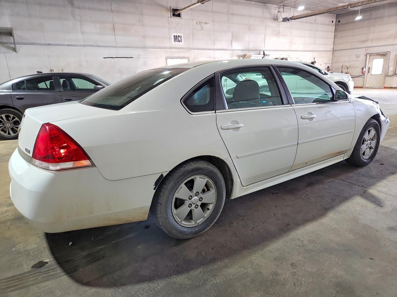 2011 CHEVROLET IMPALA LT photo 5
