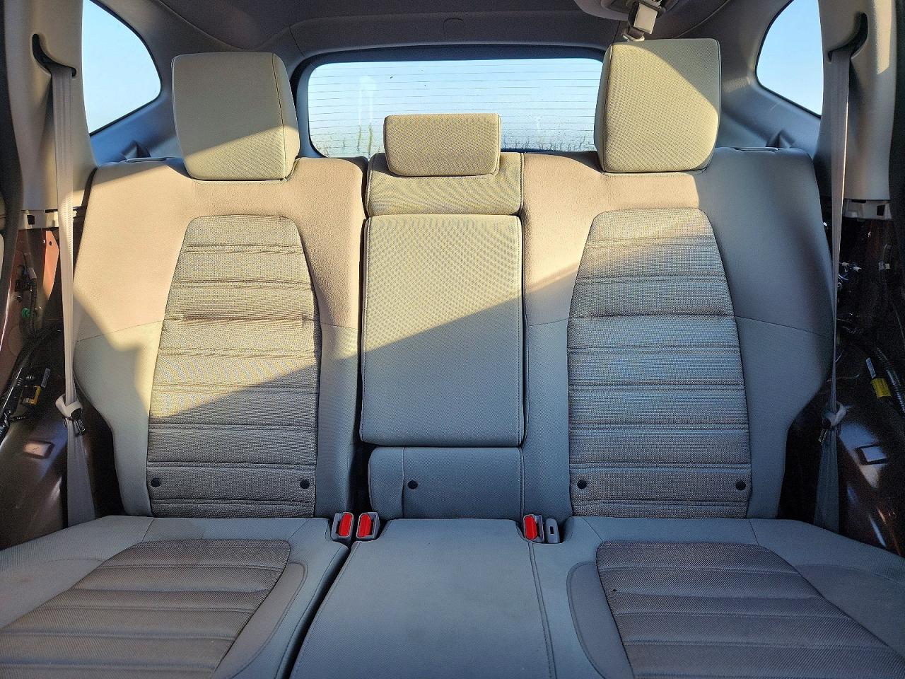 2018 HONDA CR-V LX photo 19