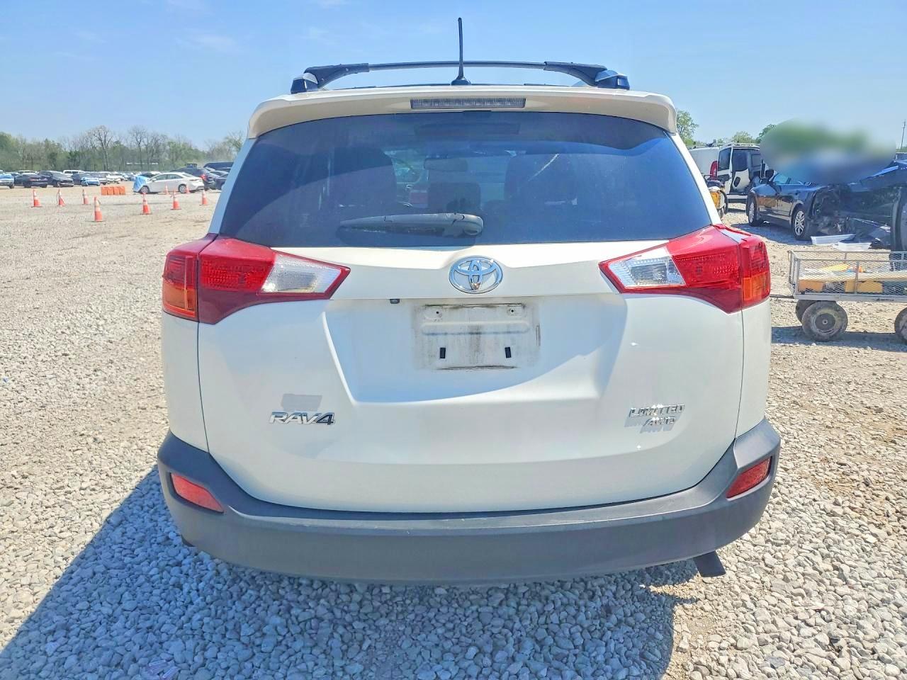 2015 TOYOTA RAV4 LIMITED photo 6