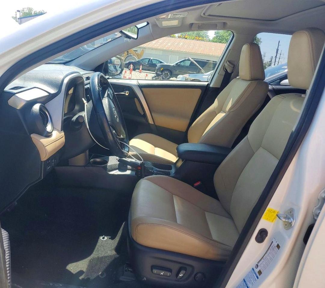 2015 TOYOTA RAV4 LIMITED photo 7
