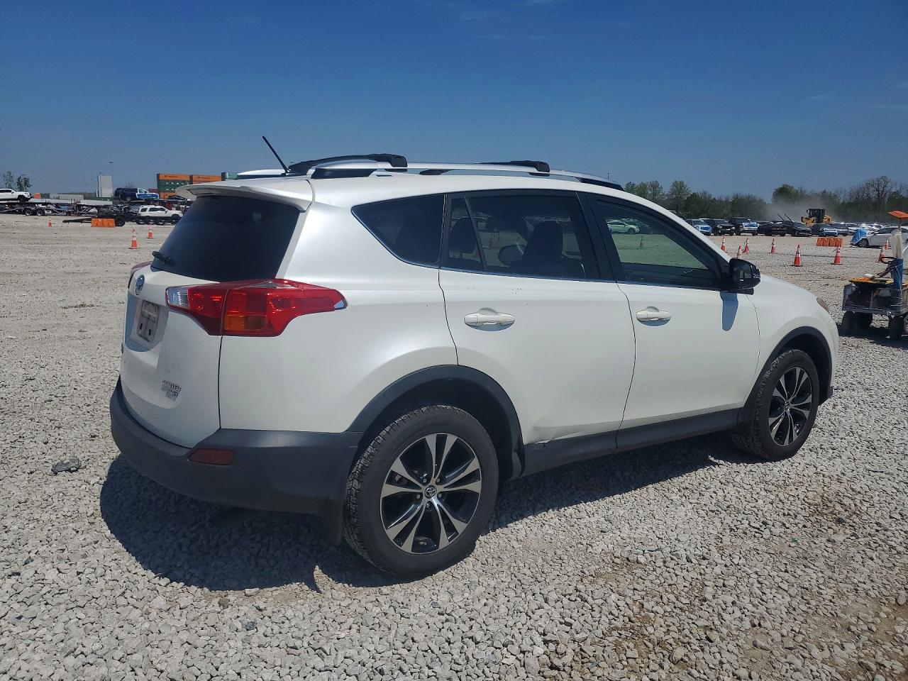 2015 TOYOTA RAV4 LIMITED photo 3